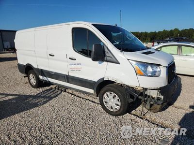 Czwarte zdjęcie samochodu z boku: 2022 FORD TRANSIT T-250 VIN:1FTBR1YG4NKA42060 - miniatura