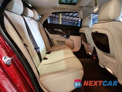 Zdjęcie 10 z 12 samochodu: 2012 JAGUAR XJL VIN:SAJWA2GB3CLV32132 - miniatura