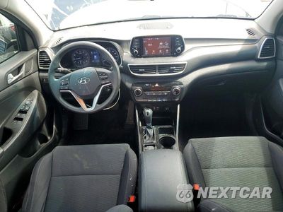 Zdjęcie 8 z 12 samochodu: 2019 HYUNDAI TUCSON SE VIN:KM8J23A41KU888489 - miniatura