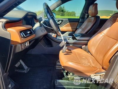 Zdjęcie 7 z 13 samochodu: 2020 LINC AVIATOR VIN:5LM5J7XC9LGL09093 - miniatura
