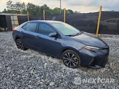 Czwarte zdjęcie samochodu z boku: 2018 TOYOTA COROLLA SE VIN:5YFBURHE5JP794583 - miniatura