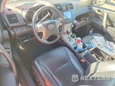 Zdjęcie 8 z 13 samochodu: 2010 TOYOTA HIGHLANDER SE VIN:5TDJK3EHXAS036386 - miniatura