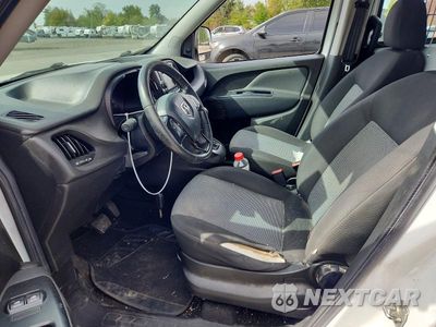 Zdjęcie 7 z 13 samochodu: 2017 RAM PROMASTER CITY ST DELIVERY VAN VIN:ZFBERFABXH6E11662 - miniatura