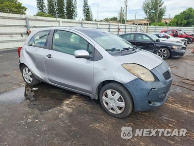 Czwarte zdjęcie samochodu z boku: 2007 TOYOTA YARIS VIN:JTDJT923X75066141 - miniatura