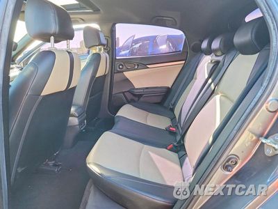 Zdjęcie 10 z 12 samochodu: 2018 HONDA CIVIC SPORT TOURING VIN:SHHFK7H95JU414442 - miniatura