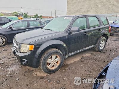 2010 FORD ESCAPE XLS 1FMCU9C74AKB41878 - główne zdjęcie licytacji z USA - miniatura
