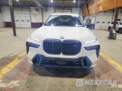 Piąte zdjęcie samochodu w środku: 2025 BMW X7 M60I VIN:5UX33EM09S9W47716 - miniatura