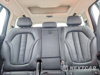 Zdjęcie 10 z 13 samochodu: 2020 BMW X7 XDRIVE40I VIN:5UXCW2C0XL9C52066 - miniatura