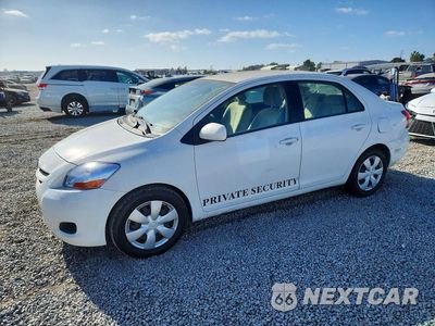 2007 TOYOTA YARIS BASE JTDBT923971154769 - główne zdjęcie licytacji z USA - miniatura