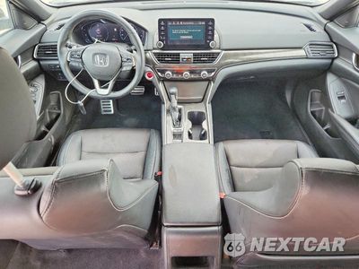 Zdjęcie 8 z 12 samochodu: 2019 HONDA ACCORD SPORT VIN:1HGCV1F35KA024749 - miniatura