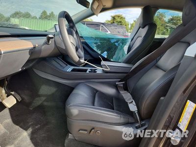 Zdjęcie 7 z 12 samochodu: 2024 TESLA MODEL Y VIN:7SAYGDED9RF186124 - miniatura