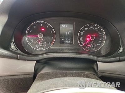 Zdjęcie 9 z 12 samochodu: 2012 VOLKSWAGEN PASSAT S VIN:1VWAP7A36CC074718 - miniatura