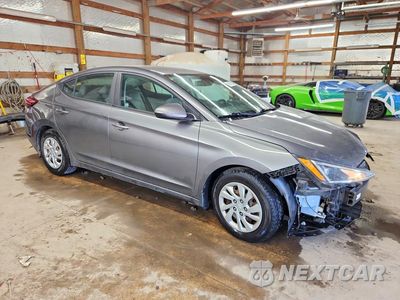 Czwarte zdjęcie samochodu z boku: 2020 HYUNDAI ELANTRA SE VIN:5NPD74LF0LH508545 - miniatura