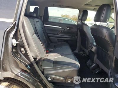 Zdjęcie 11 z 14 samochodu: 2019 TOYOTA HIGHLANDER XLE VIN:5TDJZRFH0KS621962 - miniatura