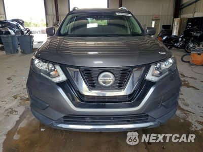 Piąte zdjęcie samochodu w środku: 2019 NISSAN ROGUE S VIN:5N1AT2MV4KC731671 - miniatura