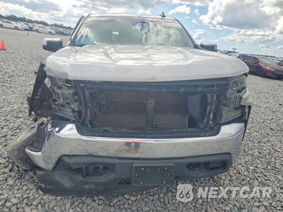 Piąte zdjęcie samochodu w środku: 2019 CHEVROLET SILVERADO K1500 LT VIN:1GCUYDED4KZ130357 - miniatura