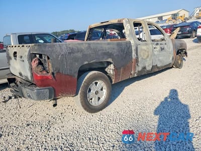 Trzecie zdjęcie samochodu z tyłu: 2013 CHEVROLET SILVERADO K1500 LT VIN:1GCRKSE75DZ398522 - miniatura