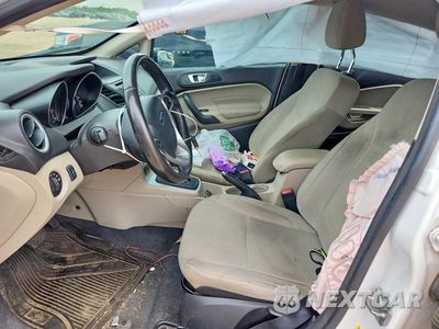 Zdjęcie 7 z 12 samochodu: 2016 FORD FIESTA SE VIN:3FADP4BJXGM178764 - miniatura