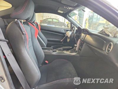 Zdjęcie 10 z 12 samochodu: 2013 SCION FR-S BASE VIN:JF1ZNAA14D2714641 - miniatura