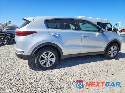 Trzecie zdjęcie samochodu z tyłu: 2018 KIA SPORTAGE LX VIN:KNDPM3AC3J7469590 - miniatura