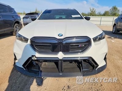 Piąte zdjęcie samochodu w środku: 2025 BMW M5 TOURING VIN:WBS83GV0XSCU42922 - miniatura