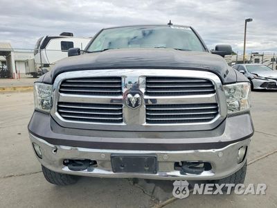 Piąte zdjęcie samochodu w środku: 2016 RAM 1500 SLT VIN:3C6RR7LT2GG218143 - miniatura