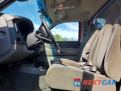 Zdjęcie 7 z 12 samochodu: 2001 DODGE DAKOTA VIN:1B7GG26XX1S329885 - miniatura