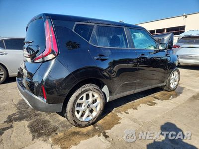 Trzecie zdjęcie samochodu z tyłu: 2025 KIA SOUL LX VIN:KNDJ23AU8S7935455 - miniatura