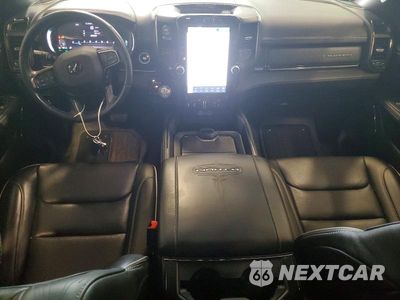 Zdjęcie 8 z 12 samochodu: 2024 RAM 1500 LIMITED VIN:1C6SRFHT0RN178126 - miniatura