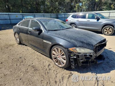 Czwarte zdjęcie samochodu z boku: 2017 JAGUAR XJL SUPERCHARGED VIN:SAJWA2GE0HMW09003 - miniatura