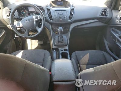 Zdjęcie 8 z 13 samochodu: 2015 FORD ESCAPE S VIN:1FMCU0F74FUC13665 - miniatura