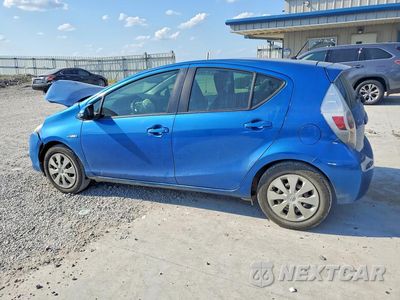 Drugie zdjęcie samochodu z przodu: 2013 TOYOTA PRIUS C ONE VIN:JTDKDTB32D1543551 - miniatura