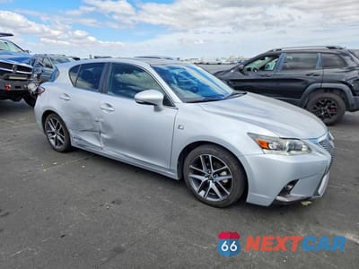 Czwarte zdjęcie samochodu z boku: 2015 LEXUS CT 200 VIN:JTHKD5BH1F2246631 - miniatura