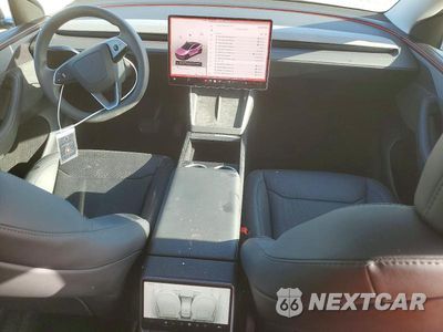 Zdjęcie 8 z 14 samochodu: 2026 TESLA MODEL Y VIN:7SAYGDED1TA615793 - miniatura