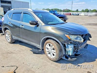 Czwarte zdjęcie samochodu z boku: 2015 NISSAN ROGUE SV VIN:5N1AT2MVXFC899319 - miniatura