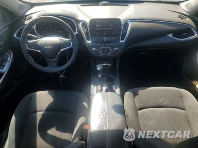 Zdjęcie 8 z 12 samochodu: 2021 CHEVROLET MALIBU LT VIN:1G1ZD5ST0MF040932 - miniatura