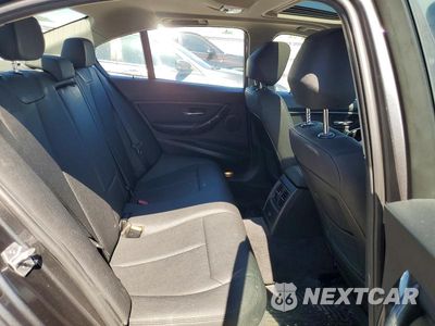 Zdjęcie 10 z 13 samochodu: 2018 BMW 320 XI VIN:WBA8E5G5XJNV02972 - miniatura