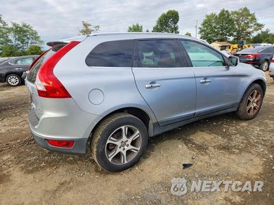 Trzecie zdjęcie samochodu z tyłu: 2013 VOLVO XC60 T6 VIN:YV4902DZ3D2450728 - miniatura