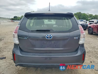 Zdjęcie 6 z 12 samochodu: 2015 TOYOTA PRIUS V THREE VIN:JTDZN3EU7FJ028905 - miniatura