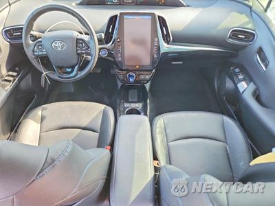 Zdjęcie 8 z 13 samochodu: 2019 TOYOTA PRIUS LIMITED VIN:JTDKARFU7K3086994 - miniatura