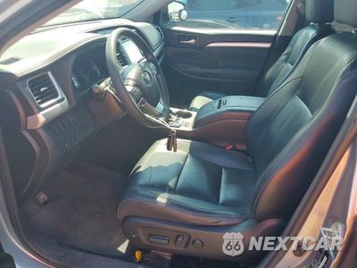 Zdjęcie 7 z 13 samochodu: 2015 TOYOTA HIGHLANDER XLE VIN:5TDJKRFH2FS108626 - miniatura