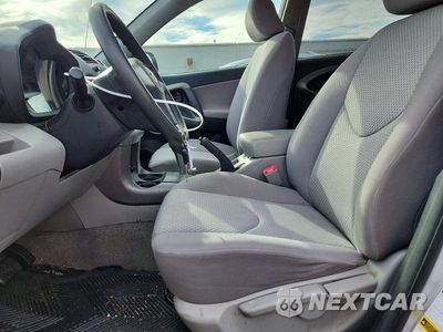Zdjęcie 7 z 13 samochodu: 2007 TOYOTA RAV4 BASE VIN:JTMBD33V975123217 - miniatura