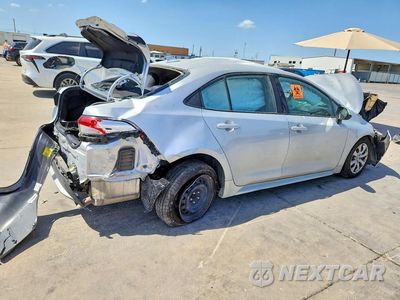 Trzecie zdjęcie samochodu z tyłu: 2021 TOYOTA COROLLA LE VIN:5YFEPMAEXMP261442 - miniatura