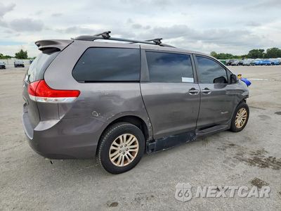 Trzecie zdjęcie samochodu z tyłu: 2012 TOYOTA SIENNA XLE 8-PASSENGER VIN:5TDYK3DC5CS248605 - miniatura
