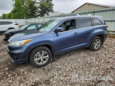 2015 TOYOTA HIGHLANDER XLE 5TDJKRFH7FS118326 - główne zdjęcie licytacji z USA - miniatura