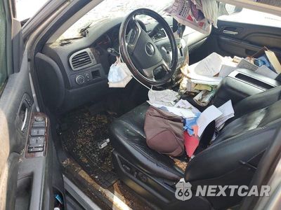Zdjęcie 15 z 26 samochodu: 2010 GMC YUKON XL DENALI VIN:1GKUKMEF1AR251479 - miniatura