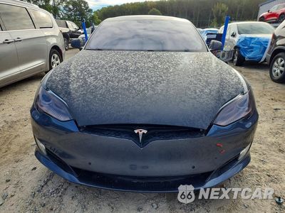 Piąte zdjęcie samochodu w środku: 2015 TESLA MODEL S 85D VIN:5YJSA1H29FF100934 - miniatura