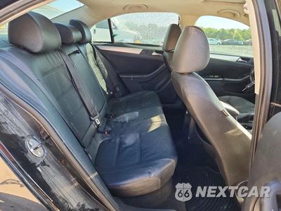 Zdjęcie 10 z 12 samochodu: 2011 VOLKSWAGEN JETTA TDI VIN:3VWLL7AJ8BM128133 - miniatura