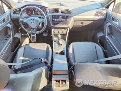 Zdjęcie 8 z 14 samochodu: 2020 VOLKSWAGEN TIGUAN SE VIN:3VV3B7AX2LM125287 - miniatura