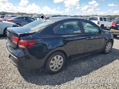 Trzecie zdjęcie samochodu z tyłu: 2021 KIA RIO LX VIN:3KPA24AD3ME382061 - miniatura